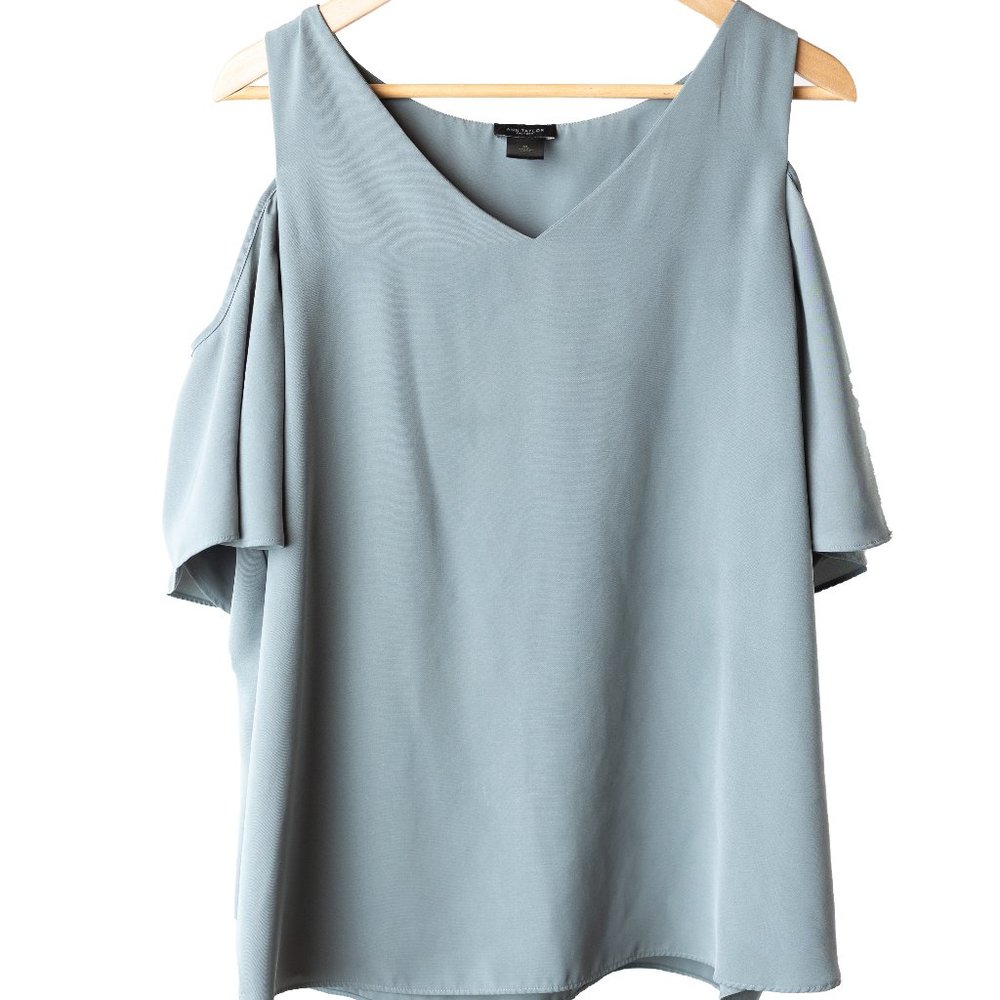 Off the shoulder cut out top